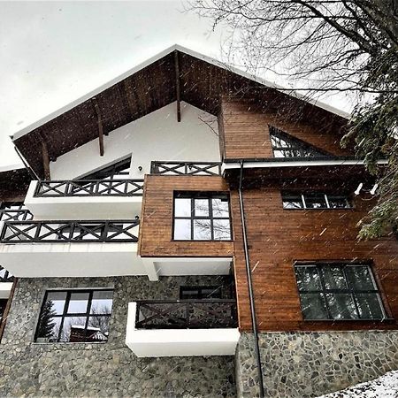 Casa Larisa - Wolves Apartment Sinaia Buitenkant foto