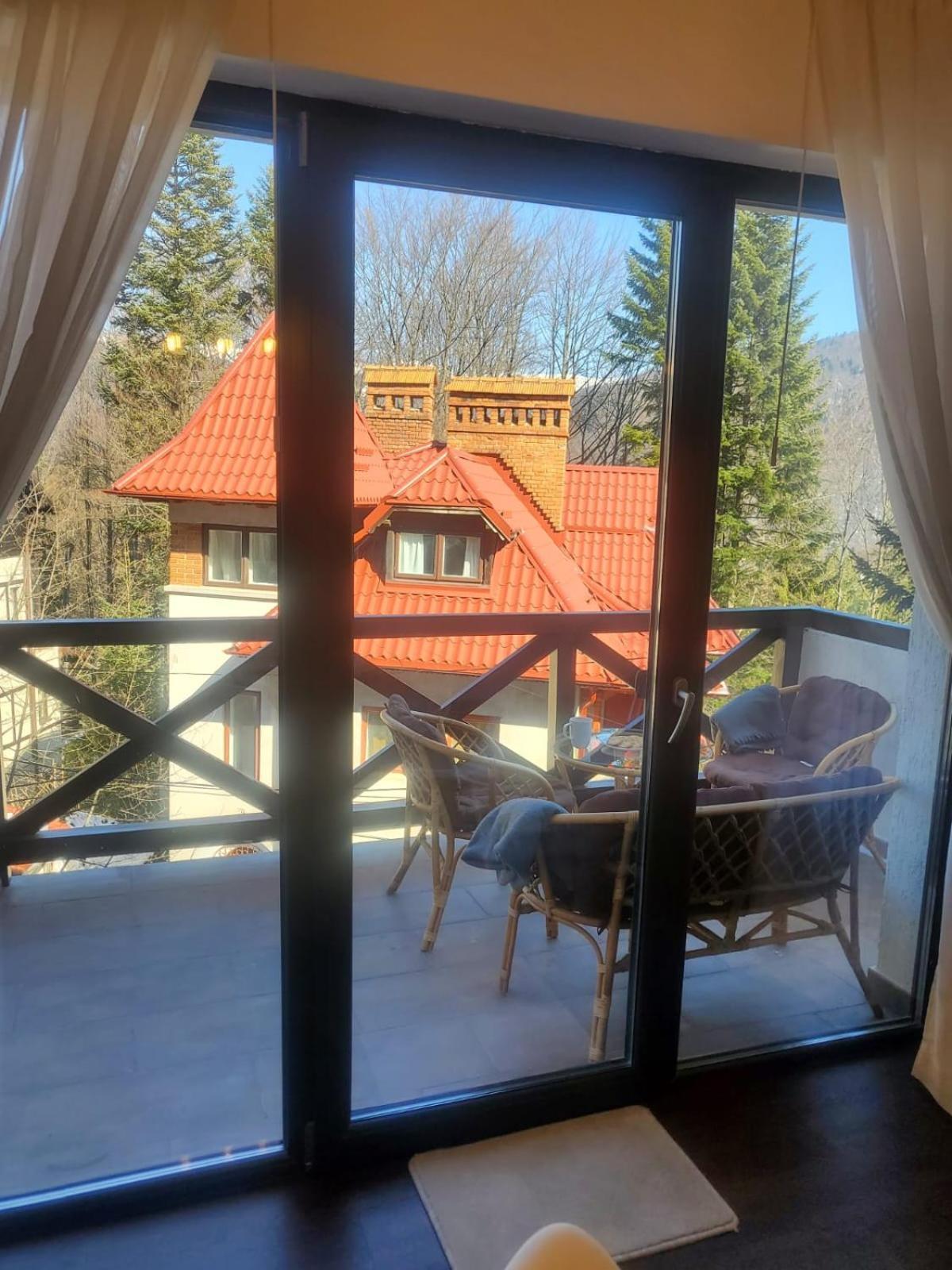 Casa Larisa - Wolves Apartment Sinaia Buitenkant foto